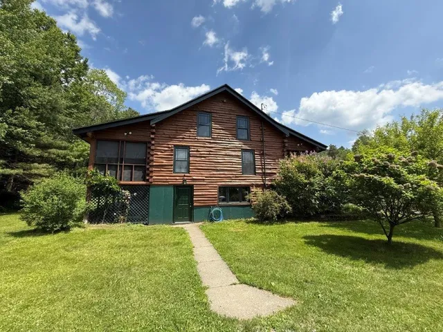 $525,000 | 25 Rogers Way, Canaan, NH 03741