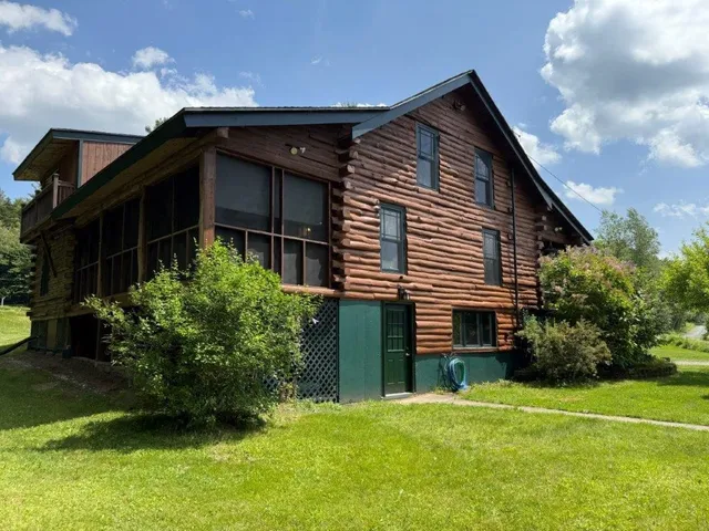 $525,000 | 25 Rogers Way, Canaan, NH 03741