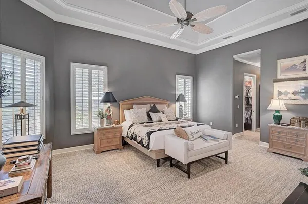 $2,100,000 | 448 East Macewen Drive, Osprey, FL 34229