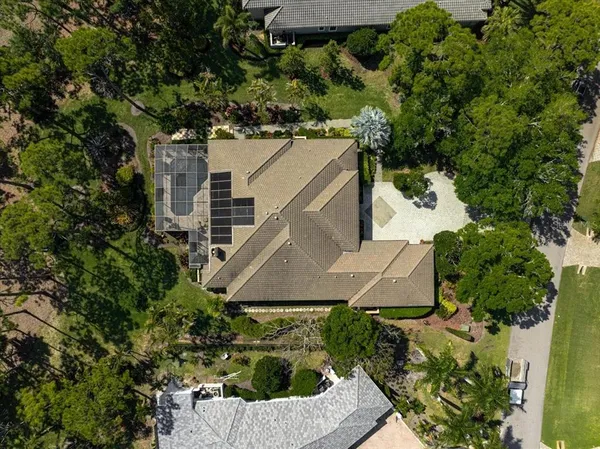 $2,100,000 | 448 East Macewen Drive, Osprey, FL 34229