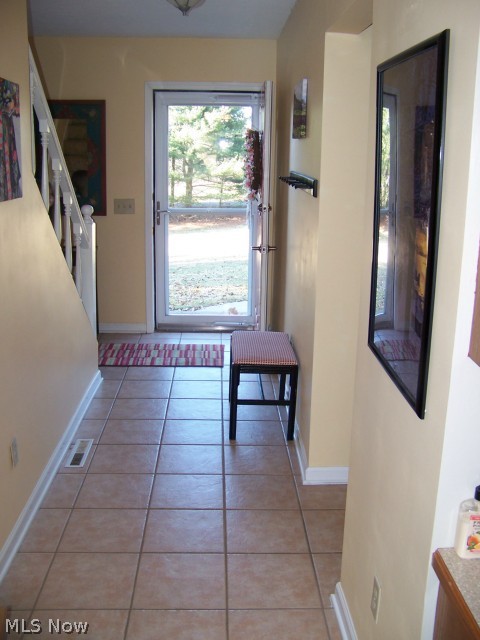 8091 James Road Wooster, OH 44691 - Photo 7 of 16 Gallery Image 7