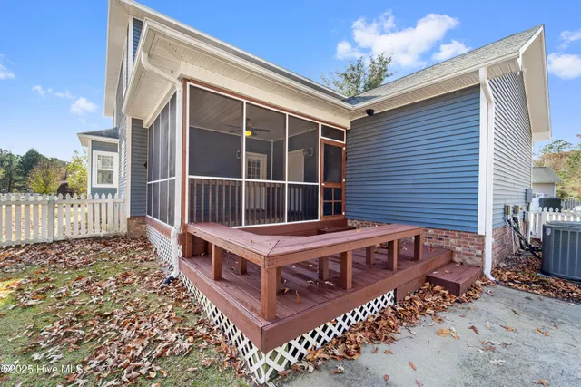 $1,995 | 113 Rivendale Drive, Jacksonville, NC 28546