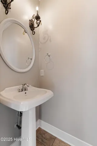 $1,995 | 113 Rivendale Drive, Jacksonville, NC 28546