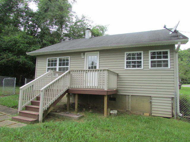 153 Hillside Road Oak Ridge, TN 37830 - Photo 2 of 7 IMG_4515