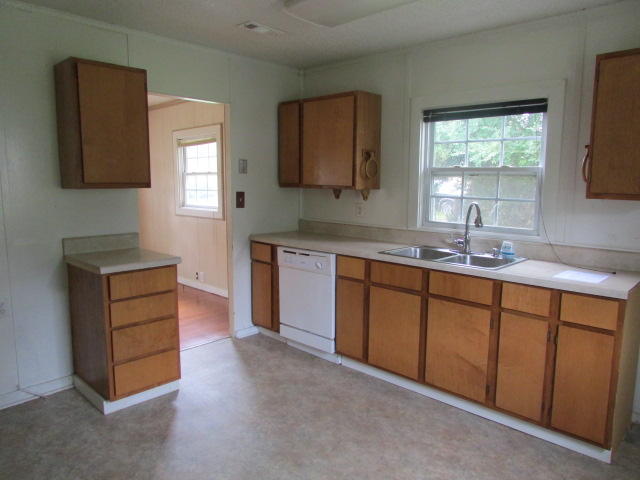 153 Hillside Road Oak Ridge, TN 37830 - Photo 3 of 7 IMG_4517