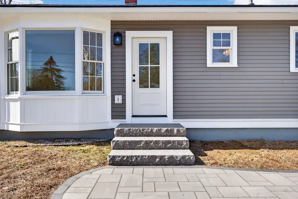 $525,000 | 2 Labonte Avenue East, Saco, ME 04072