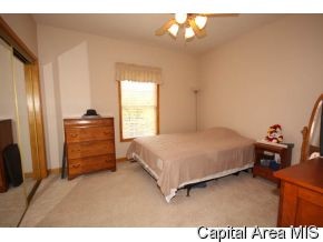 3108 Red Oak Lane Springfield, IL 62712 - Photo 11 of 12 Gallery Image 11