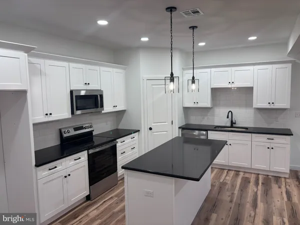 $777,700 | 507-509 South Baltimore Street, Dillsburg, PA 17019