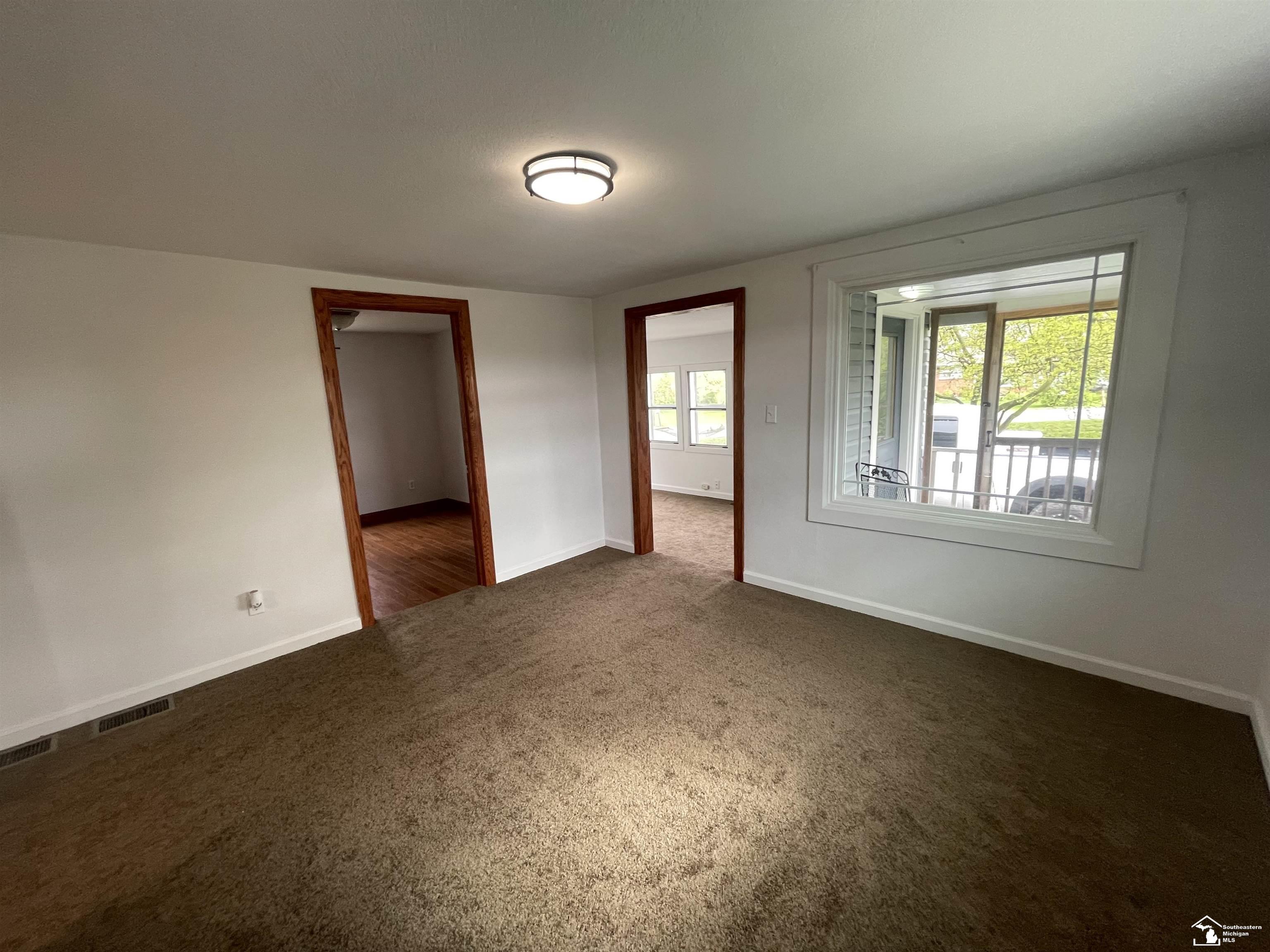 6301 East Albain Road Monroe, MI 48161 - Photo 10 of 16 50177369-5049F3A0-3557-45A4-822E-022D03F77106.JPG