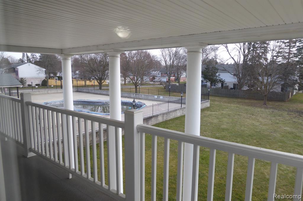 2365 Walton Boulevard Rochester, MI 48309 - Photo 24 of 40