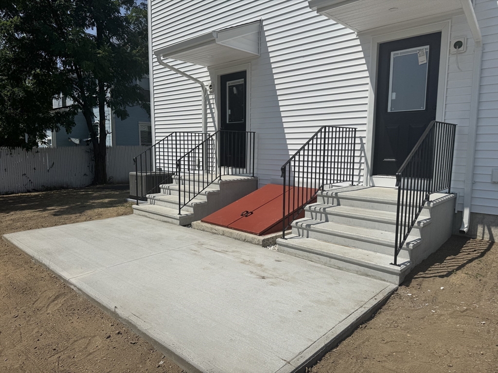 91-93 Melrose Street Springfield, MA 01109 - Photo 18 of 18 Gallery Image 18