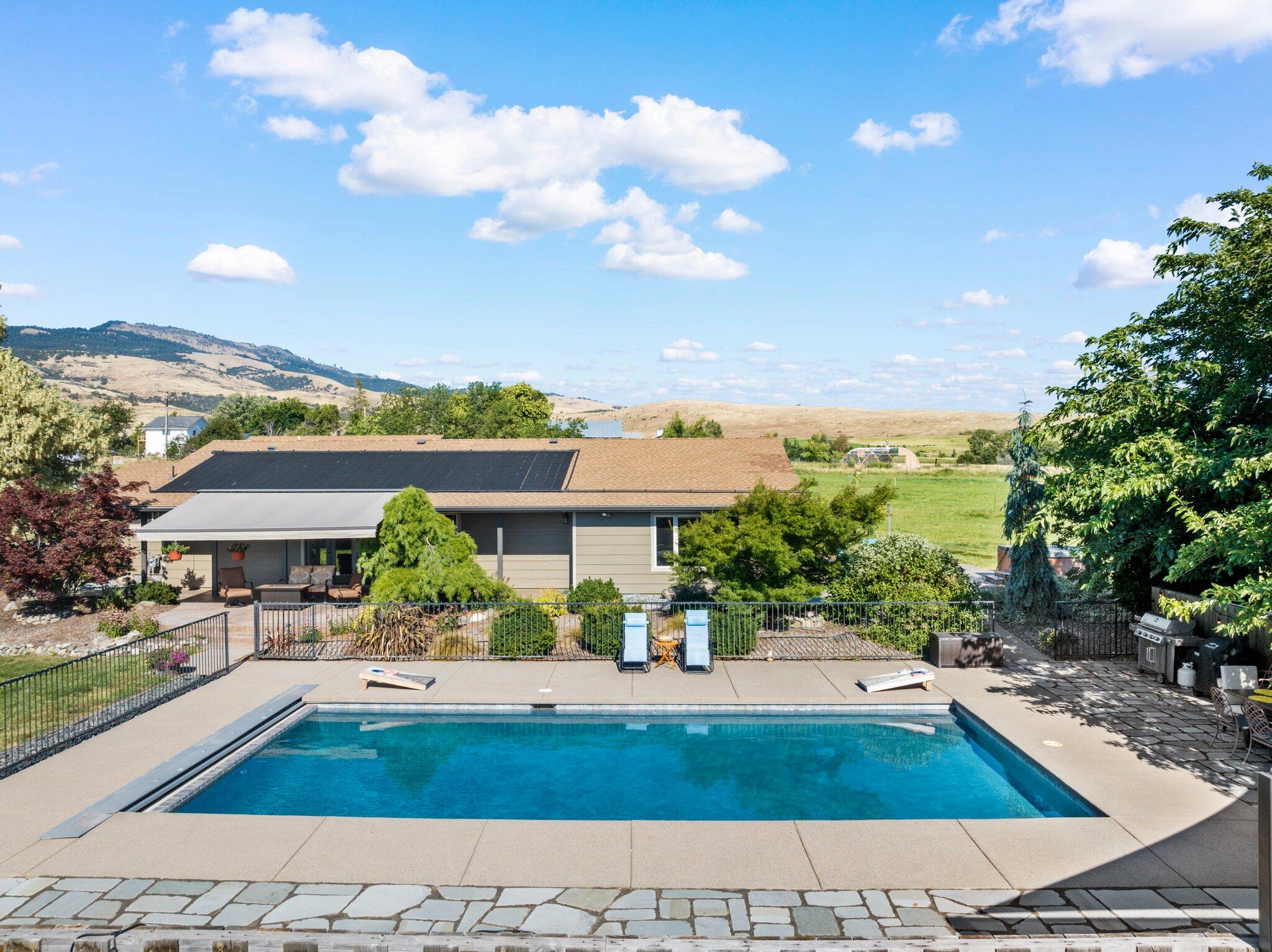 630 East Valley View Road Ashland, OR 97520 - Photo 51 of 57 53-web-or-mls-DJI_0975