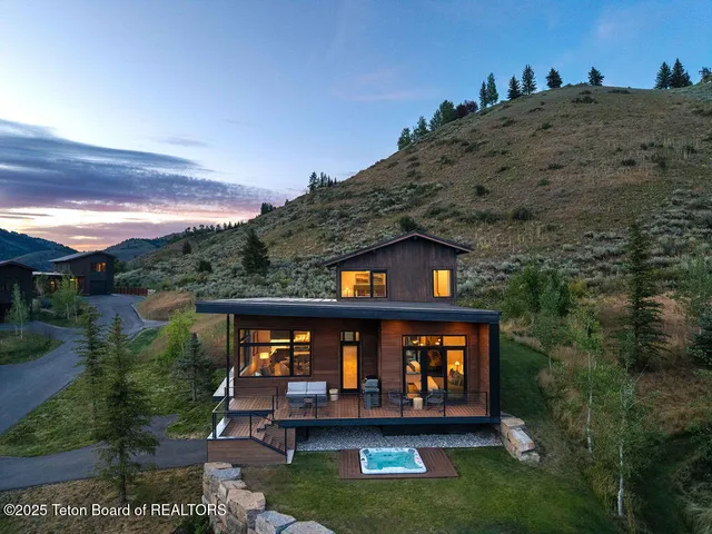 $5,495,000 | 14150 Drake Drive, Jackson, WY 83001