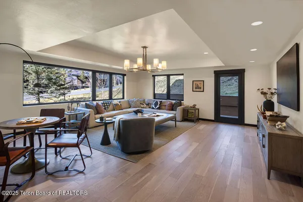 $5,495,000 | 14150 Drake Drive, Jackson, WY 83001