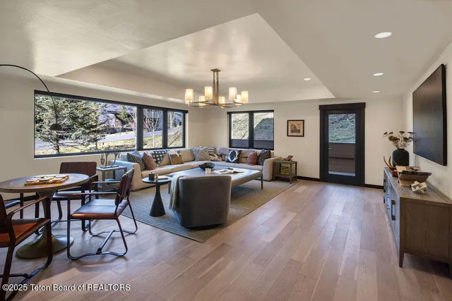 $5,495,000 | 14150 Drake Drive, Jackson, WY 83001