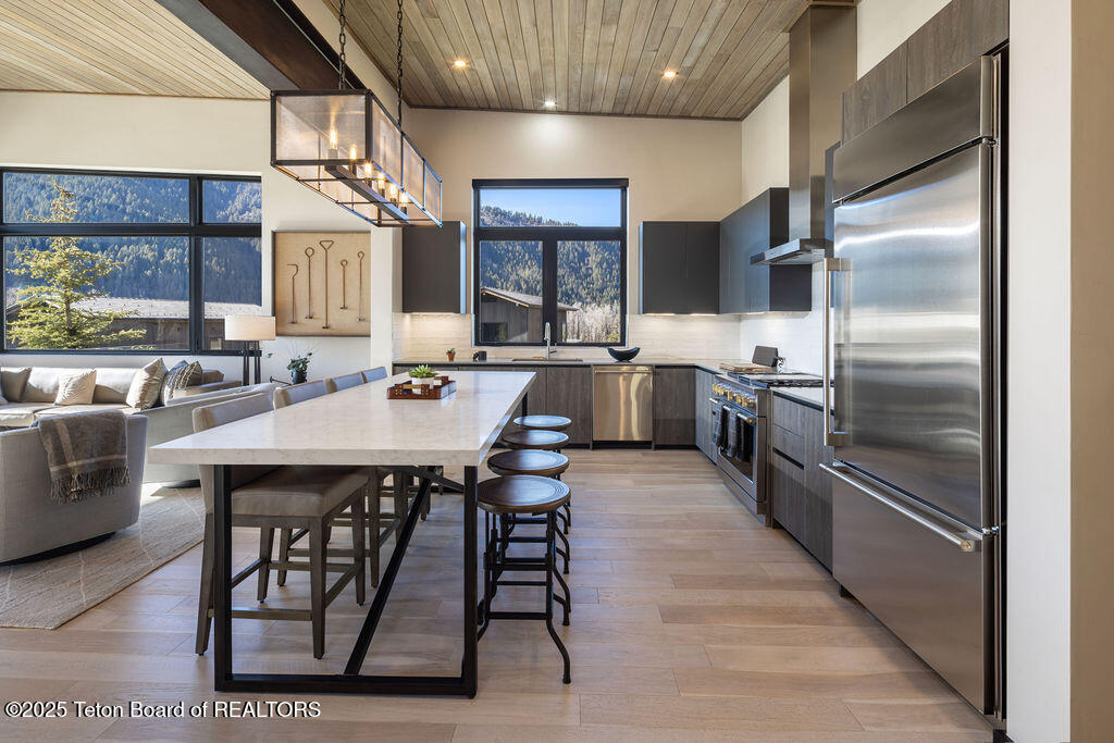 14150 Drake Drive Jackson, WY 83001 - Photo 10 of 29 Kitchen