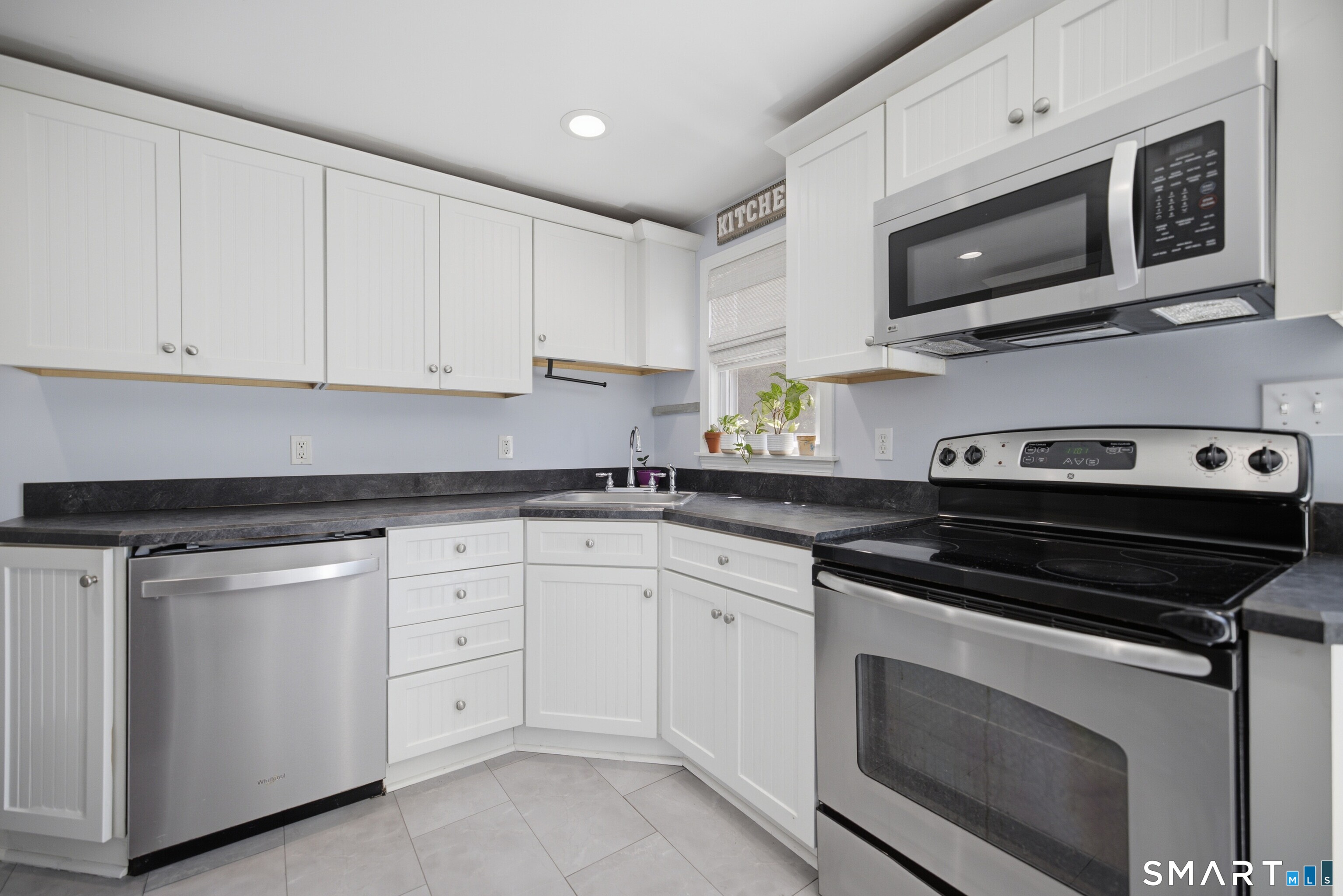 77 R Christy Hill Road Ledyard, CT 06335 - Photo 7 of 17 Gallery Image 7