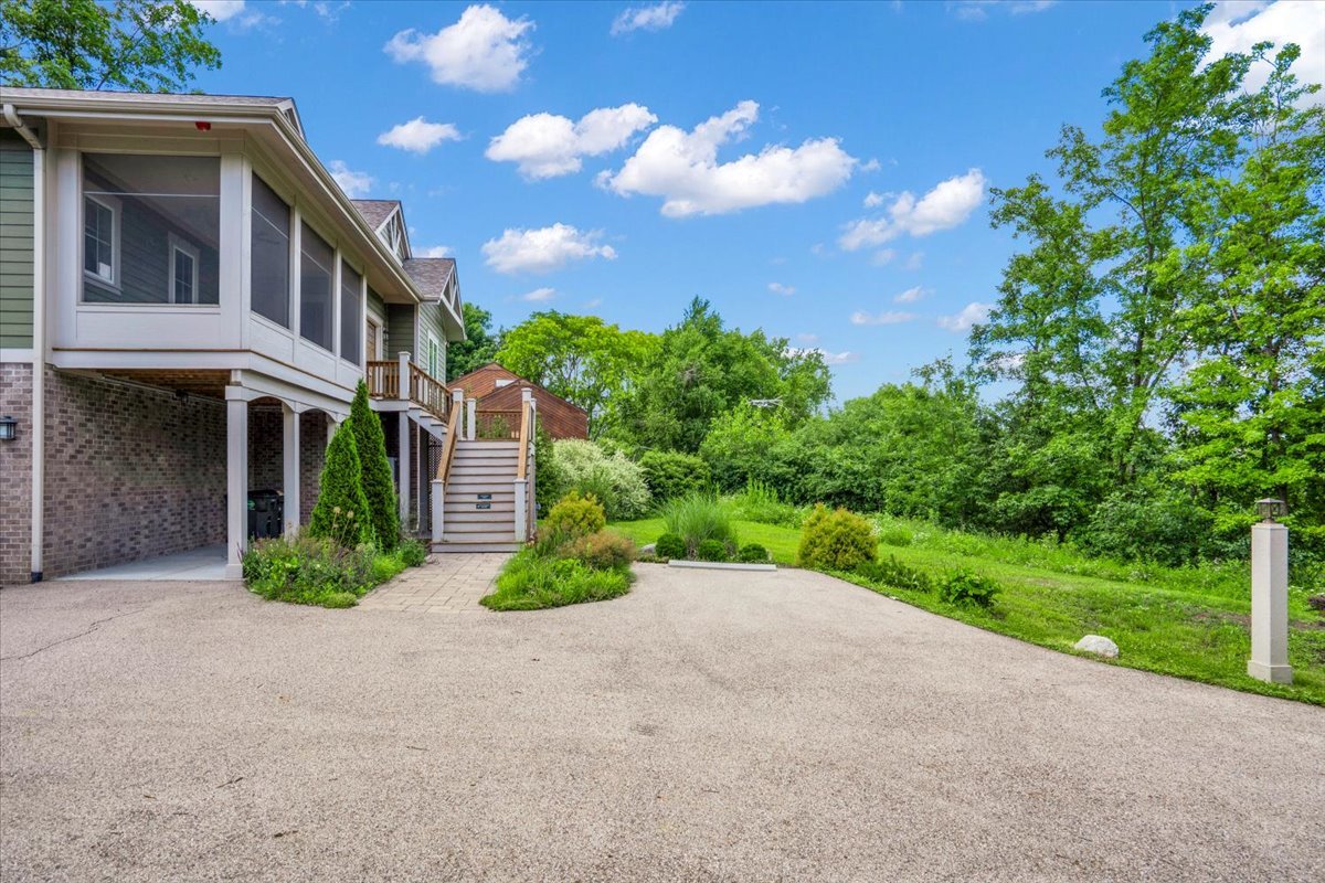 20300 Lea Road Deer Park, IL 60010 - Photo 4 of 39
