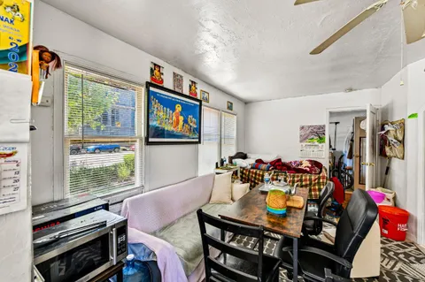 $299,000 | 406 F Street, West Sacramento, CA 95605