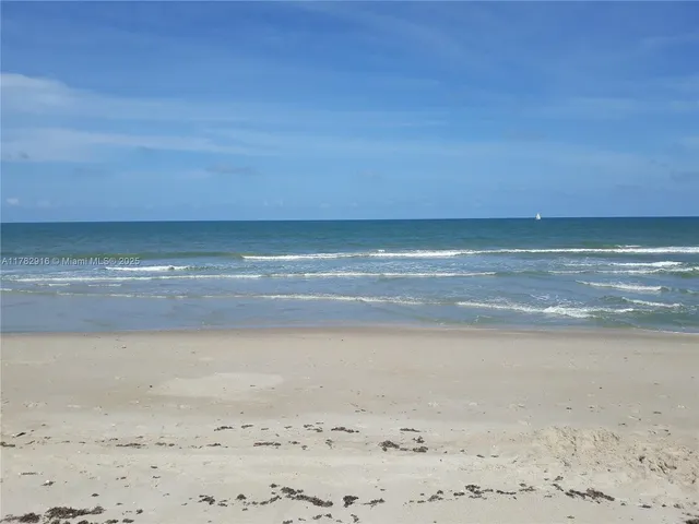 $2,925 | 3880 North Hwy A1A, Unit 102, Fort Pierce, FL 34949