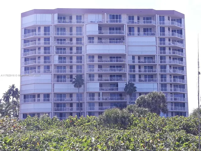 $2,925 | 3880 North Hwy A1A, Unit 102, Fort Pierce, FL 34949