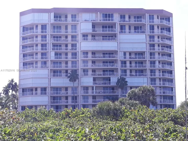 $2,925 | 3880 North Hwy A1A, Unit 102, Fort Pierce, FL 34949