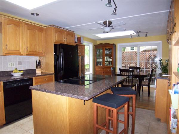 12 Ross Road Lexington, MA 02421 - Photo 5 of 30