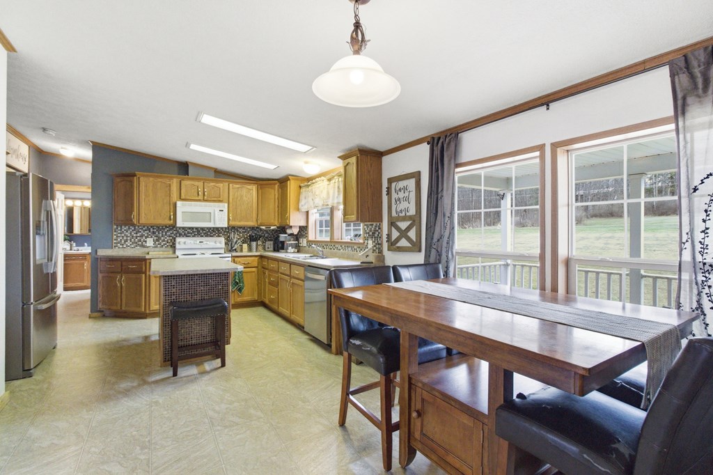 2989 Highway 38 Emlenton, PA 16373 - Photo 12 of 32