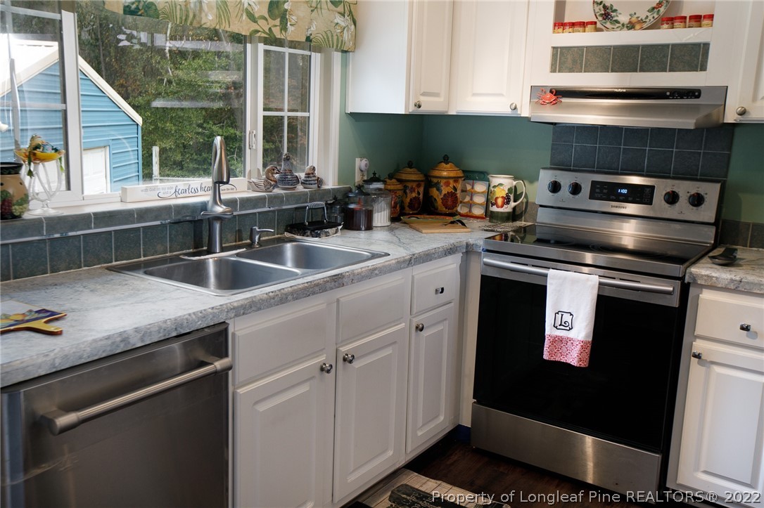 4737 Doc Bennett Road Fayetteville, NC 28306 - Photo 13 of 38 Gallery Image 13