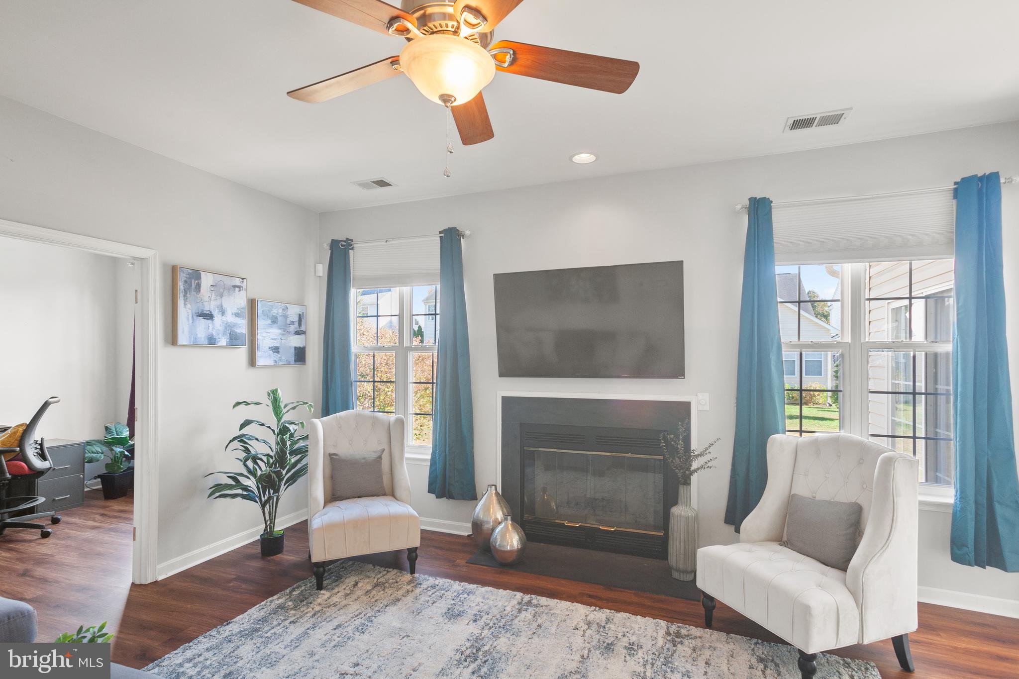 204 Coleman Drive Easton, MD 21601 - Photo 24 of 43 Like new wood burning FPLC