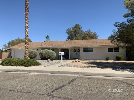 620 West Dolphin Avenue Ridgecrest, CA 93555 - Photo 2 of 38 Gallery Image 2