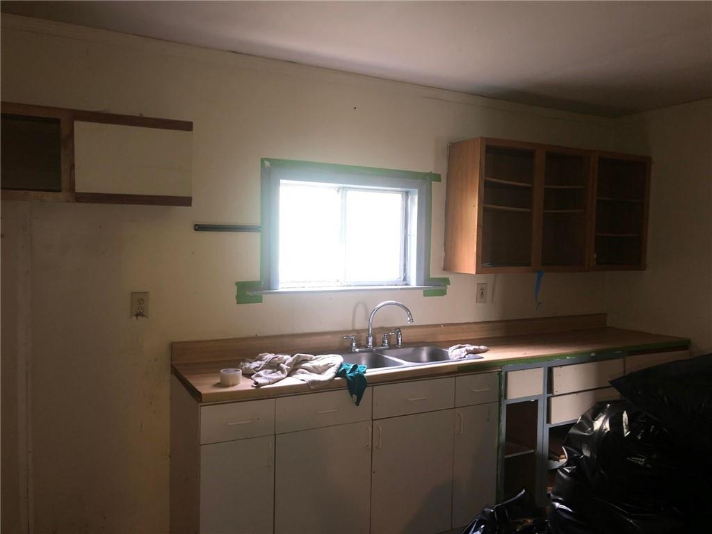 140 Spring Street Coal Center, PA 15423 - Photo 4 of 15 Gallery Image 4