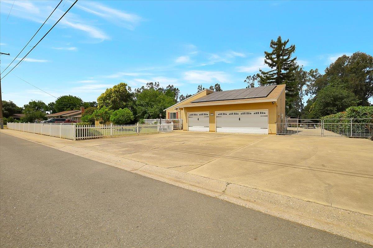 7474 Doc Adams Road Marysville, CA 95901 - Photo 2 of 37