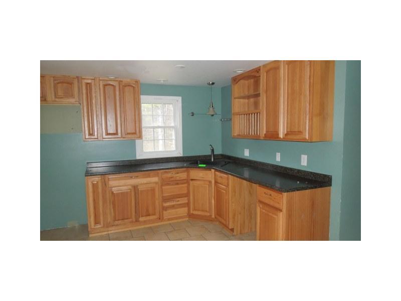 23 Little River Road North Berwick, ME 03906 - Photo 5 of 14 Kitchen.