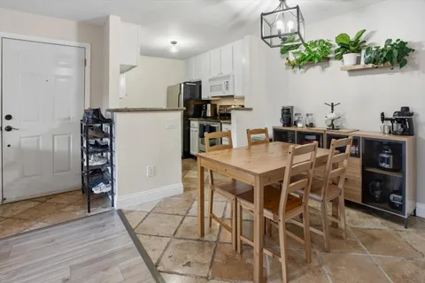 $648,000 | 1195 Yarwood Court, San Jose, CA 95128
