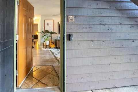 $648,000 | 1195 Yarwood Court, San Jose, CA 95128