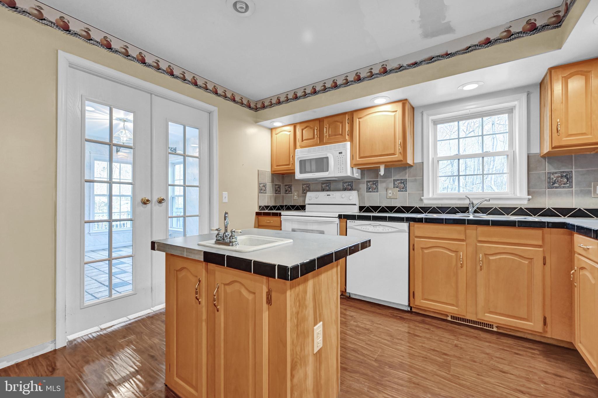 650 Garriston Road Lewisberry, PA 17339 - Photo 12 of 23 Kitchen