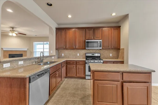 $3,100 | 3504 Dolomite Trail, Round Rock, TX 78681