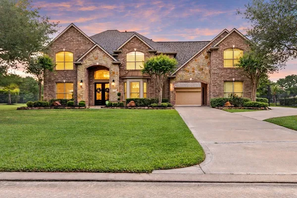 $1,075,000 | 21207 Fairhaven Creek Drive, Cypress, TX 77433