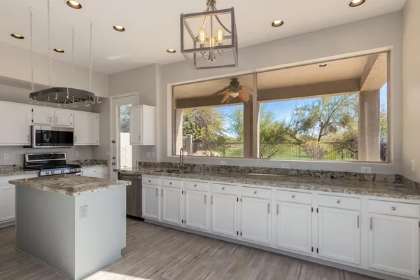 $3,395 | 3055 North Red Mountain, Unit 153, Mesa, AZ 85207