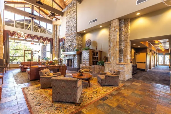 $3,395 | 3055 North Red Mountain, Unit 153, Mesa, AZ 85207