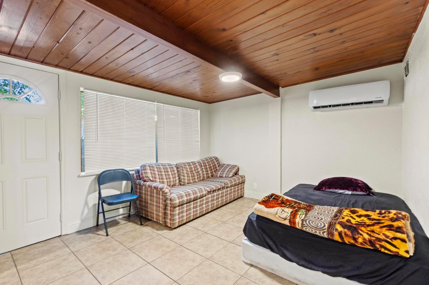 386 North Barrett Road Yuba City, CA 95991 - Photo 15 of 50