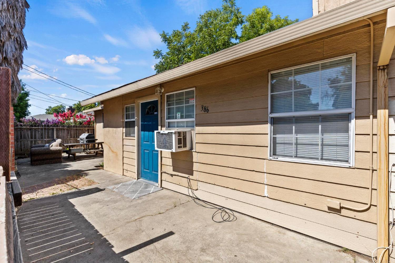 386 North Barrett Road Yuba City, CA 95991 - Photo 4 of 50