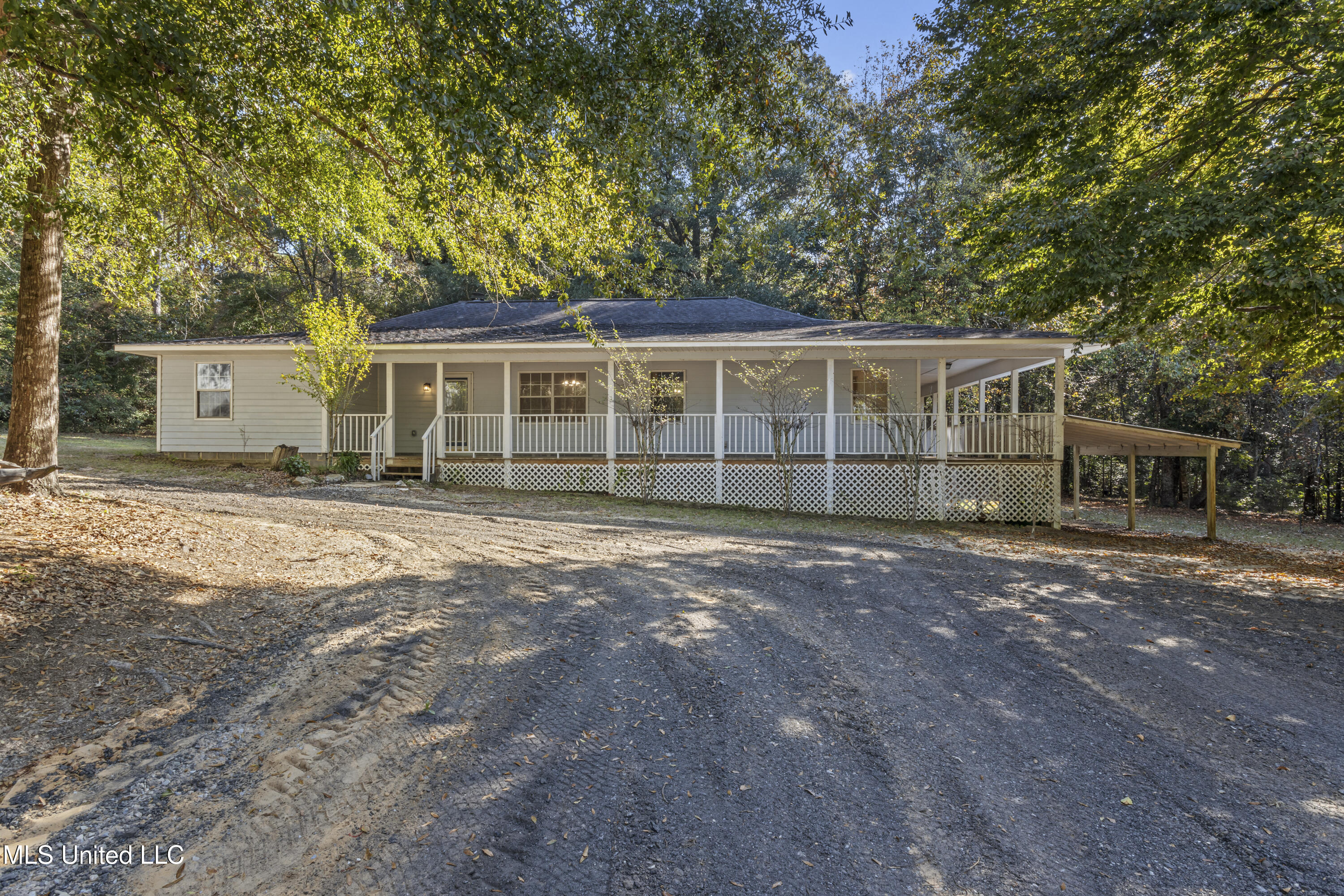 19916 Old River Road Vancleave, MS 39565 - Photo 1 of 38 001