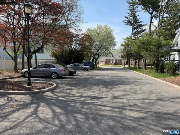 $364,900 | 192 Burnett Avenue, Maplewood, NJ 07040