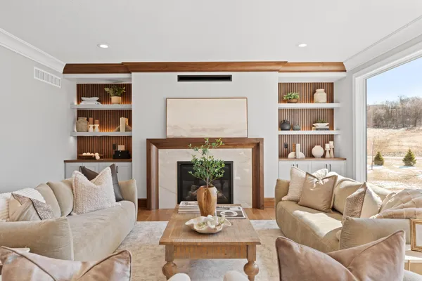 $2,043,000 | 795 Irvin Lane Southwest, Rochester, MN 55902