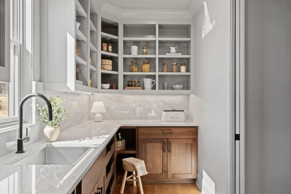 $2,043,000 | 795 Irvin Lane Southwest, Rochester, MN 55902