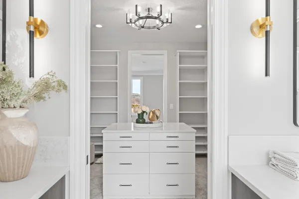 $2,043,000 | 795 Irvin Lane Southwest, Rochester, MN 55902