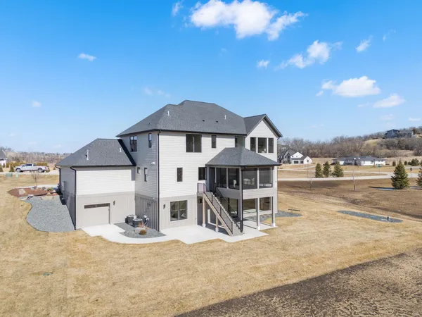 $2,043,000 | 795 Irvin Lane Southwest, Rochester, MN 55902