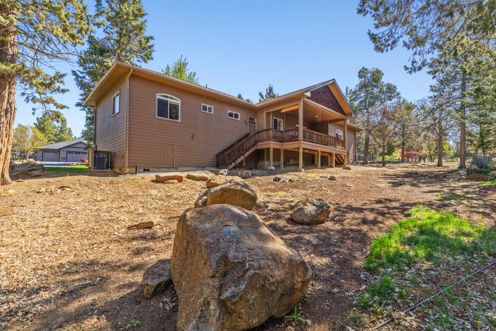 6352 Sanderling Road Klamath Falls, OR 97601 - Photo 53 of 65 Back of Home